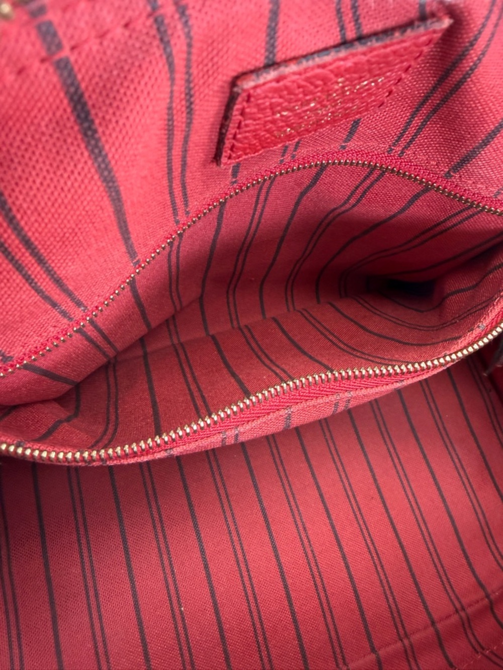 Authentic Louis Vuitton Red Empreinte Speedy 25 Handbag Shoulder Bag - Picture 11 of 15